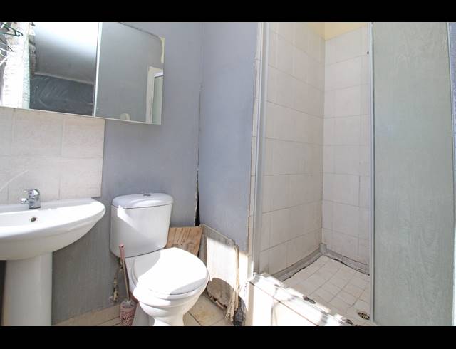 2 BEDROOM APARTMENT FOR SALE IN FERNDALE